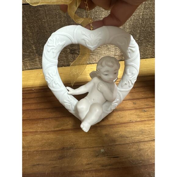 Lladro A Wish For Romance Angel Porcelain Christmas Ornament In Box